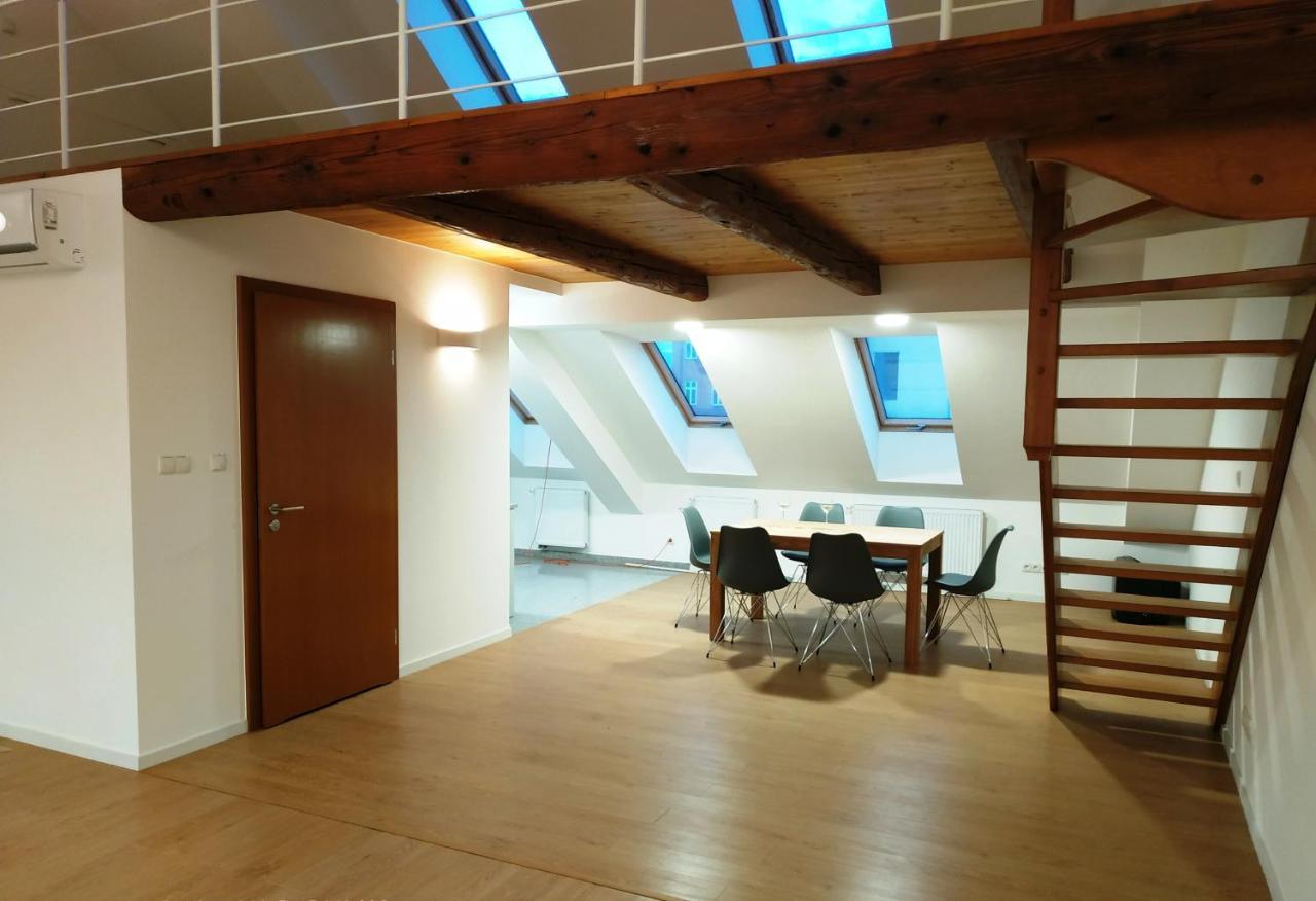 Apartament"Nad Niwka 6" Z Zamykanym Bezplatnym Parkingiem ビエルスコ・ビアバ エクステリア 写真