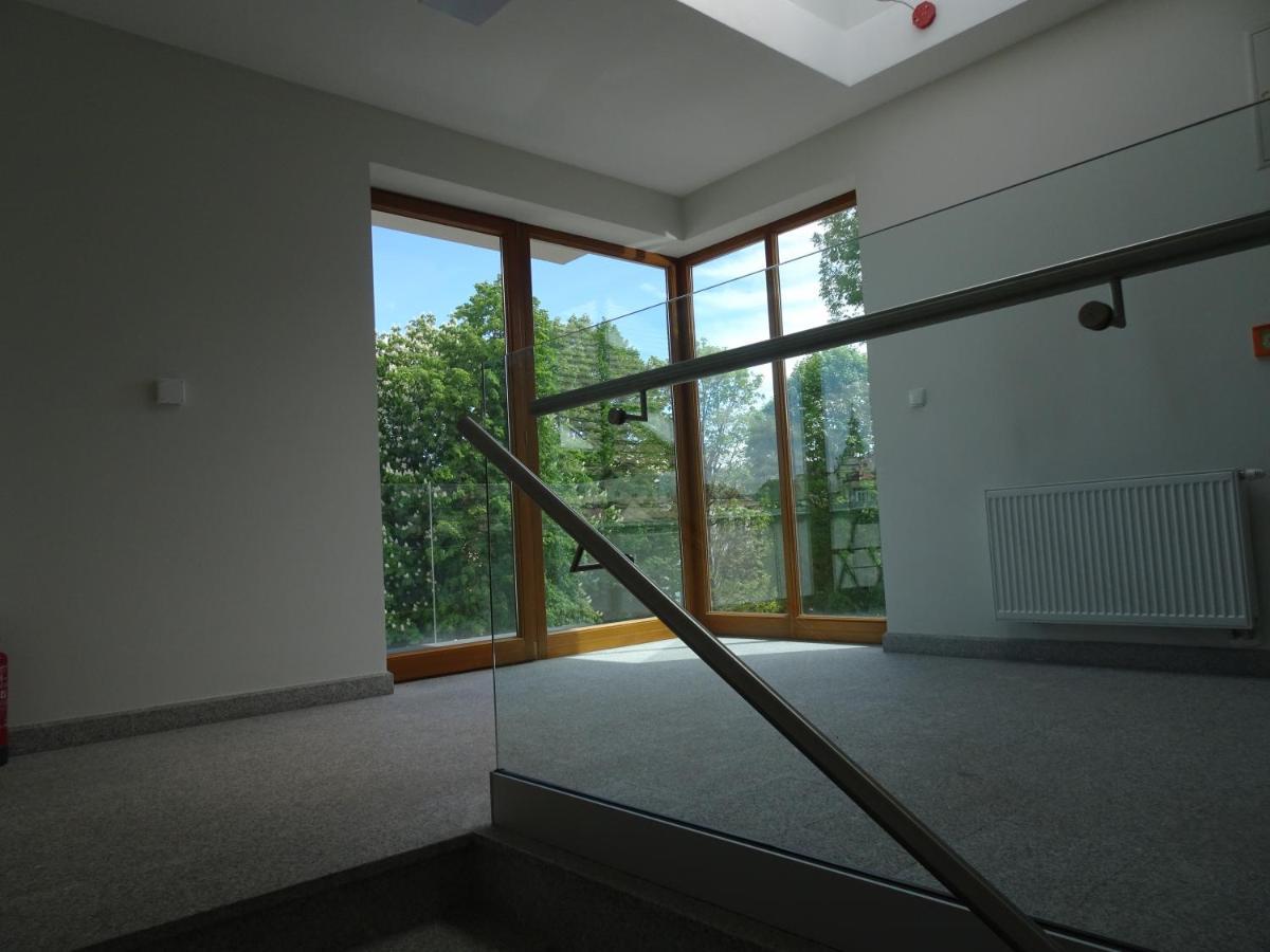 Apartament"Nad Niwka 6" Z Zamykanym Bezplatnym Parkingiem ビエルスコ・ビアバ エクステリア 写真