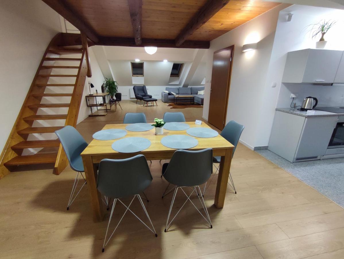 Apartament"Nad Niwka 6" Z Zamykanym Bezplatnym Parkingiem ビエルスコ・ビアバ エクステリア 写真